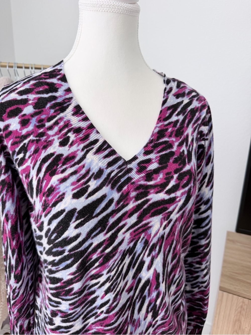 Apt. 9 Pink and Black Animal Print V-Neck Tunic - Picture 2 of 3